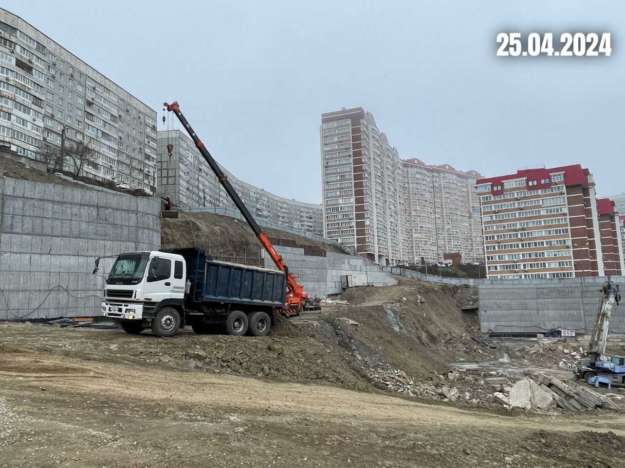 Жилой комплекс Черняховского, Апрель, 2024, фото №2